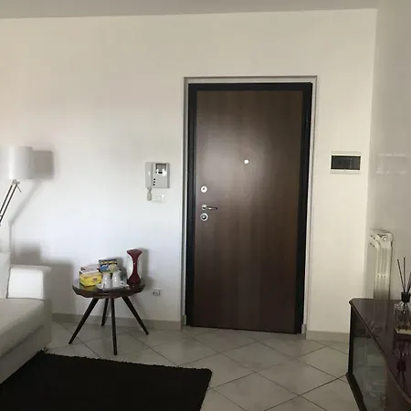 Via Roma - Nocleg ze śniadaniem 4*