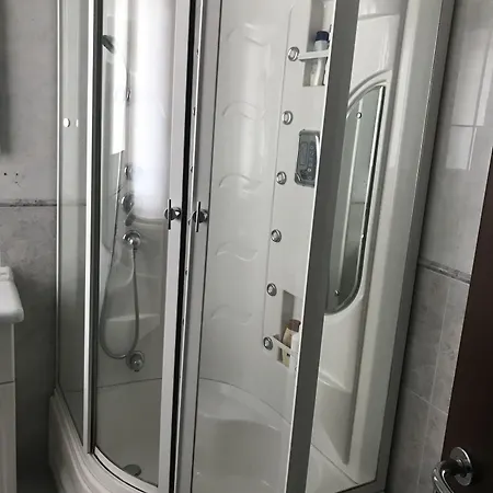 Via Roma - 4*