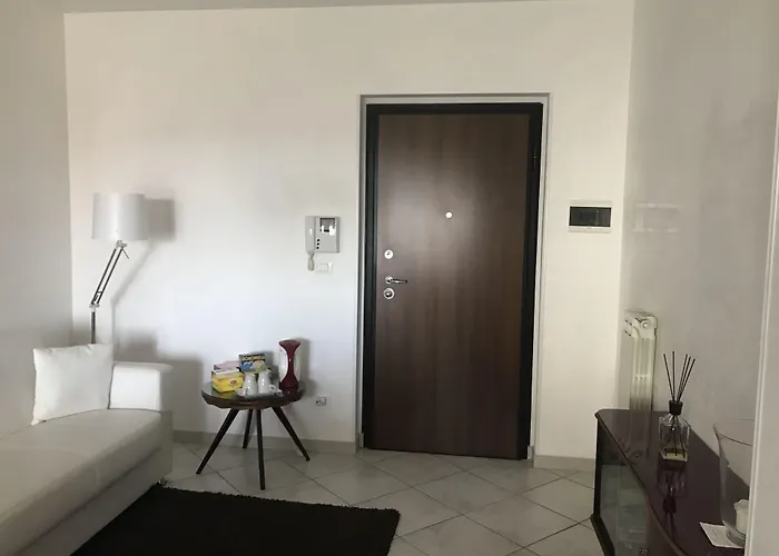 Via Roma - Bed and Breakfast 4*