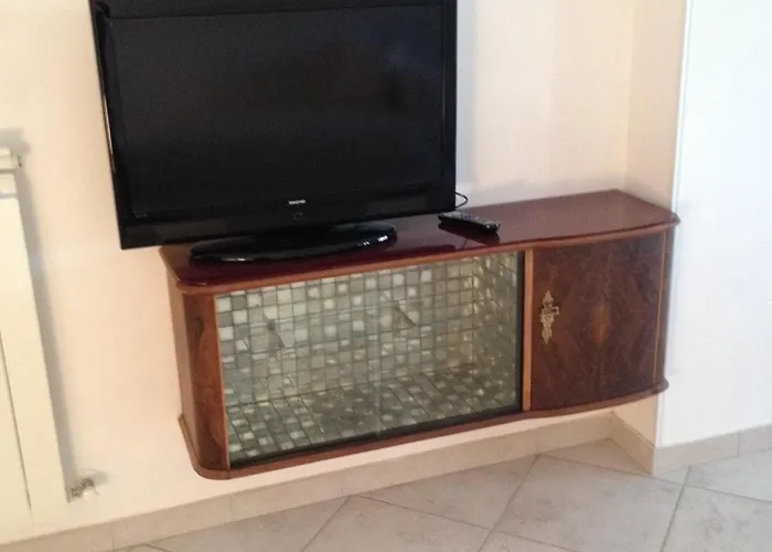 Via Roma - Bed and Breakfast 4*